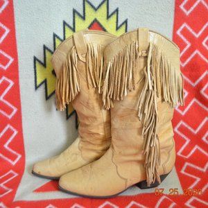 Dingo tan leather fringe boots